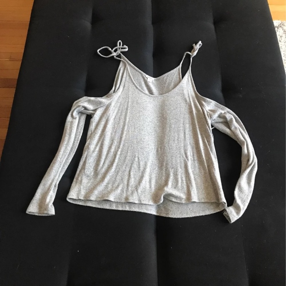 GARAGE cold shoulder top